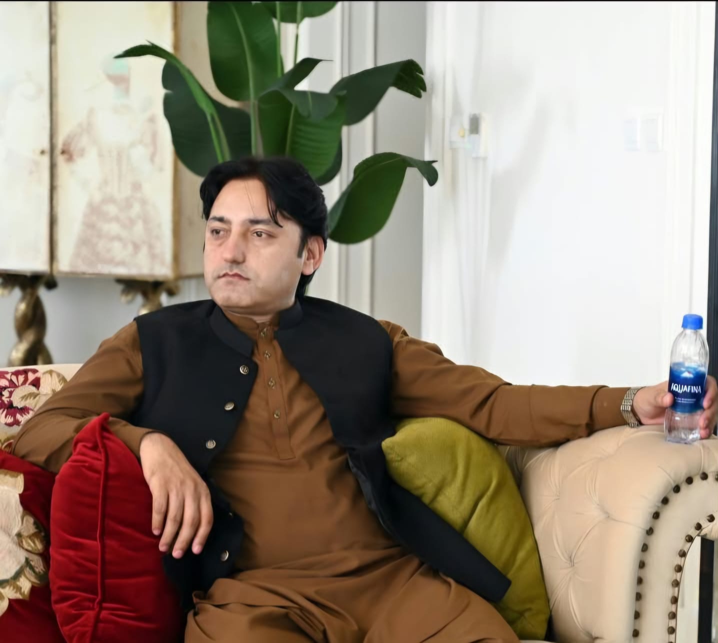 Mr. Skhawat Hussain